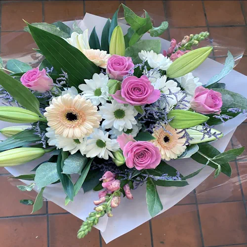 Aqua Bouquet (054) £50